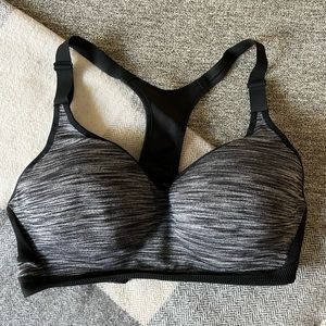 Victoria’s Secret | High Impact Sports Bra | Size 32 DDD